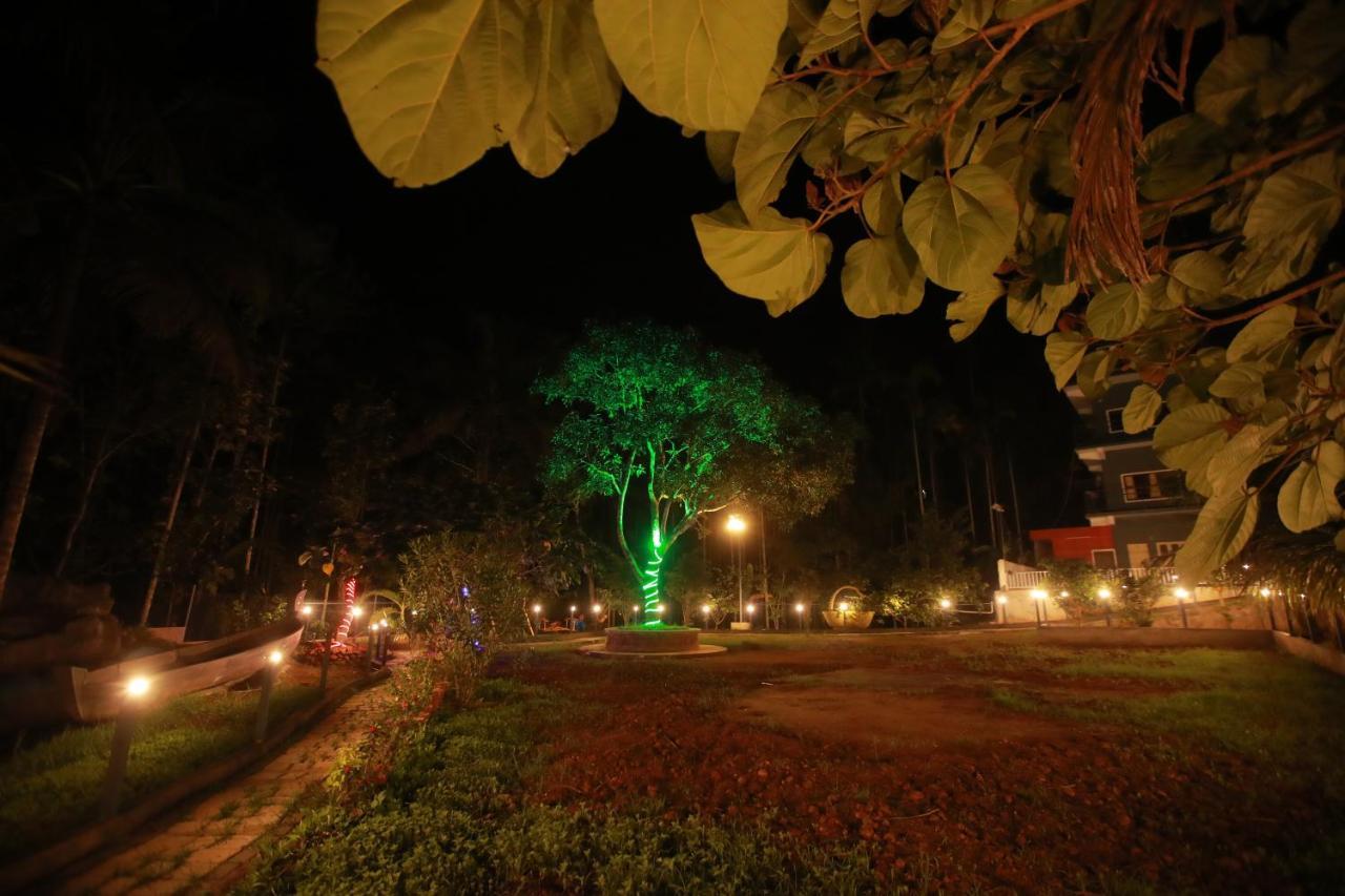 Tranquil Greens Ramakkalmedu Exterior photo