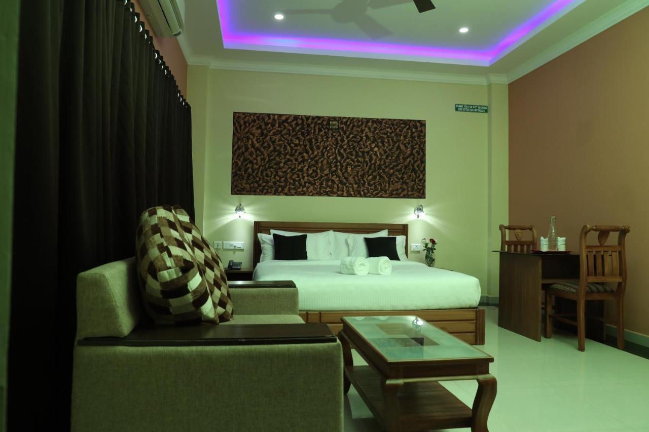 Tranquil Greens Ramakkalmedu Exterior photo