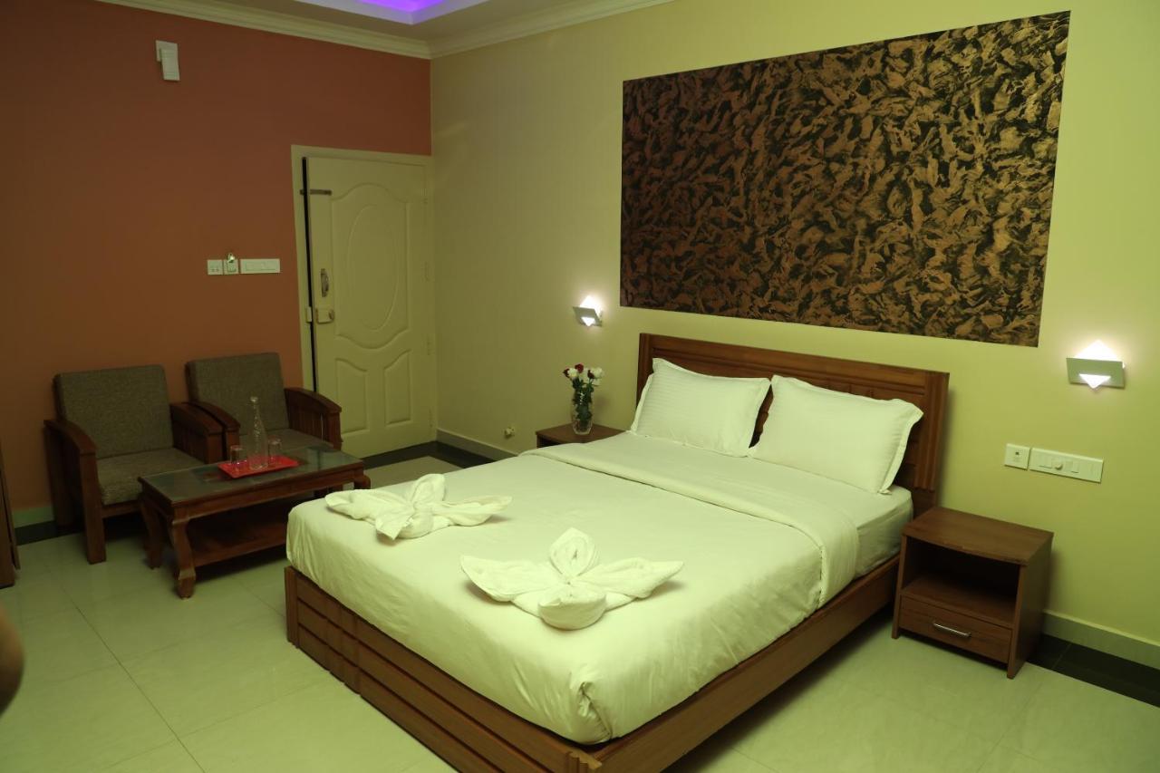 Tranquil Greens Ramakkalmedu Exterior photo